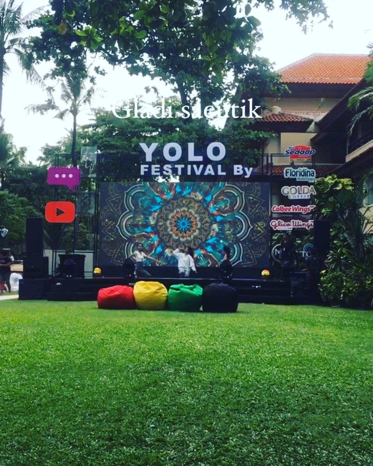 342A32CA-65F4-4B8F-88A8-A58F251CF081